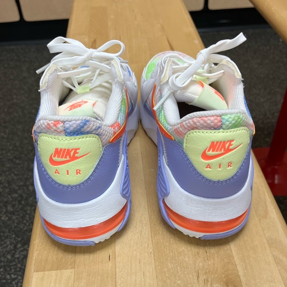 Like new worn 2 times! Tue dye Nike Air Max’s - Picture 3 of 4